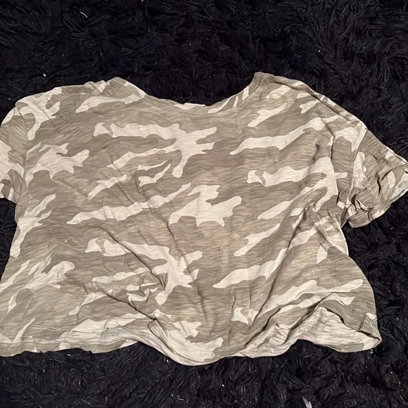 shirts - Picture 3 of 5